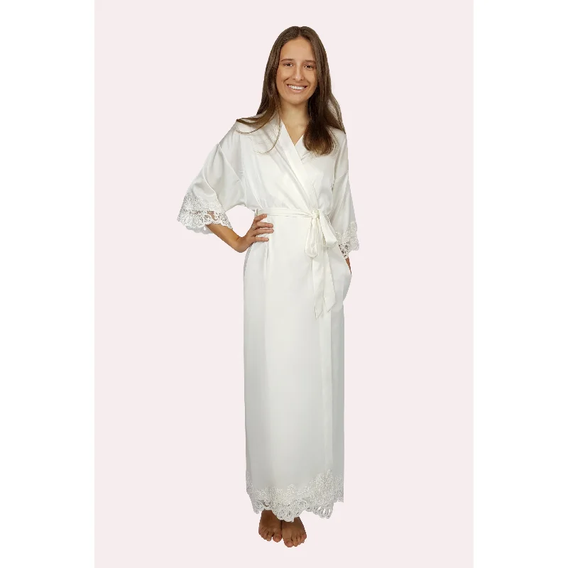 women's pajamas featuring animal printsKEEPSAKE (L) Lace Trimmed Satin Robe