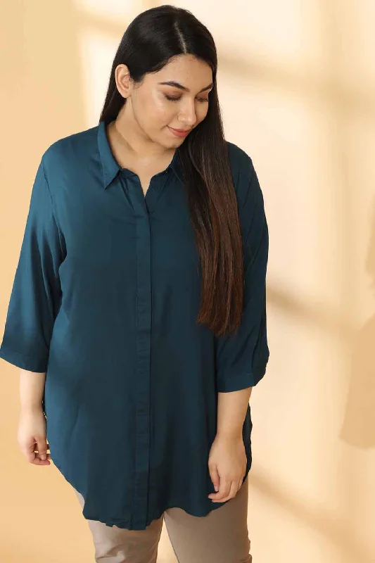 Women's Blouse with Shirt CollarReflecting Pond Round Hemline Shirt