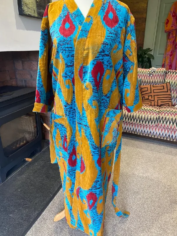 women's pajamas for those who love to dreamZANZIBAR Vivid turquoise, red and gold velvet dressing gown