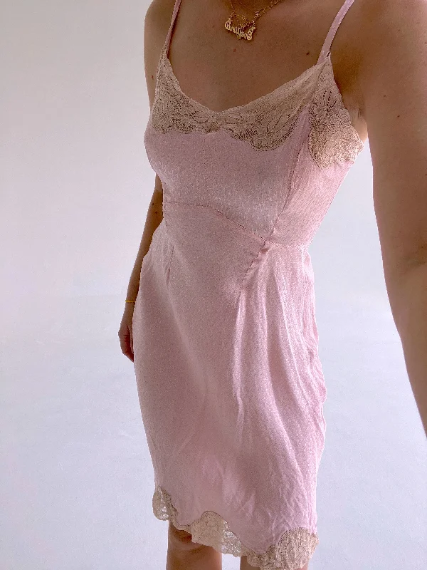 women's pajamas for travel1940's Pink Embossed Silk Slip