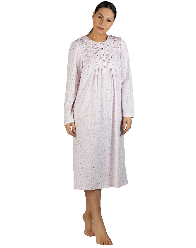 women's pajamas for a night of restMID LENGTH DAISY NITE