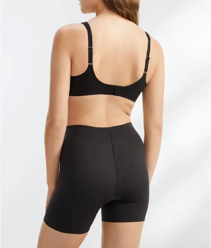 high-compression shapewear for bodybuilding suitsTC® Sleek Essentials Shaping Mid-Thigh Short