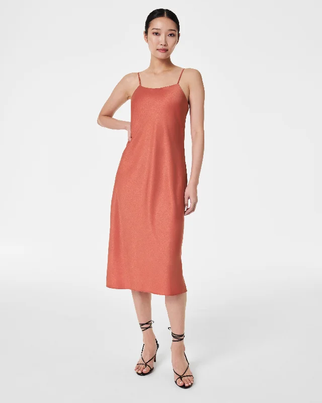 Women's Narrow-Neck DressesCarefree Crepe Reversible Slip Dress