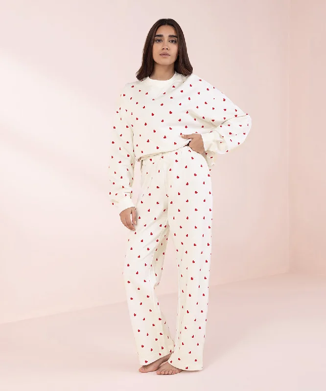 women's pajamas for those who love to indulgeOversized Sweatshirt with Pajama Set