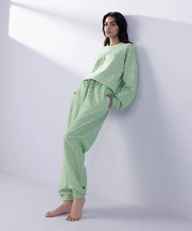 women's pajamas with button-flyOversized Printed Sweatshirt With Pajama Set