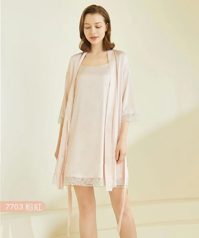 women's pajamas with a comfortable fitWomen's Laced Chiffon Dressing Gown