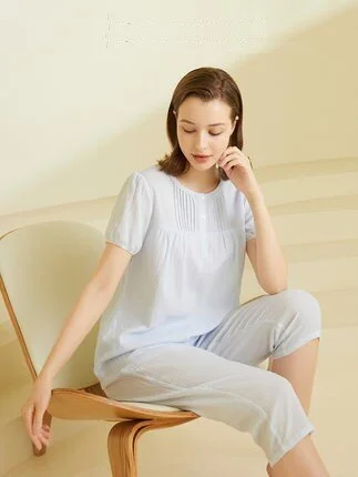 women's pajamas with a cozy, snug fit for ultimate comfortWomen's Pure Cotton Lace Short Sleeved Woven Homewear Sleepwear Set